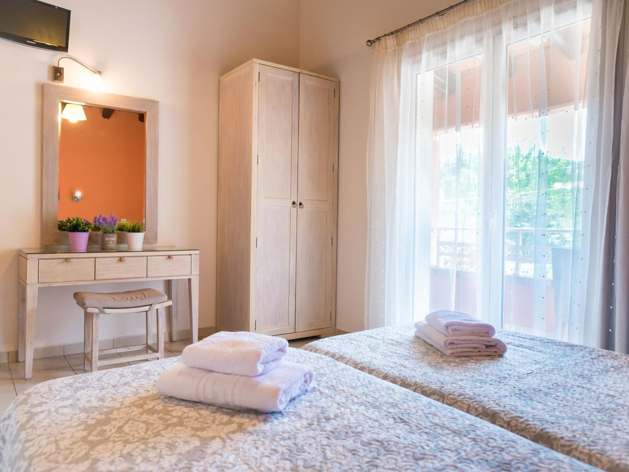 Pyramid City Apartments Agios Spyridon  Dış mekan fotoğraf