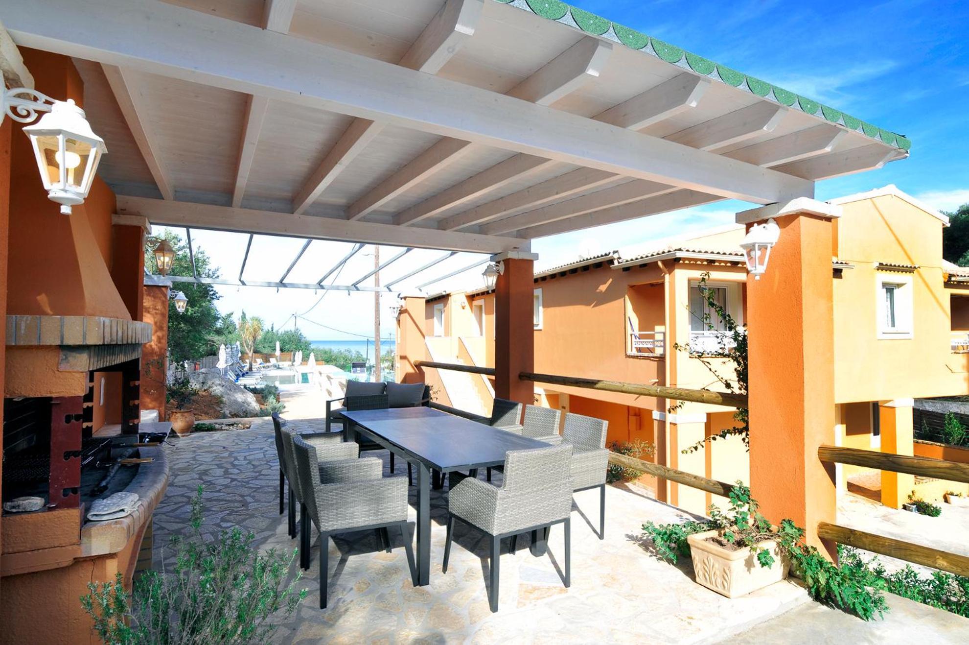 Pyramid City Apartments Agios Spyridon  Dış mekan fotoğraf